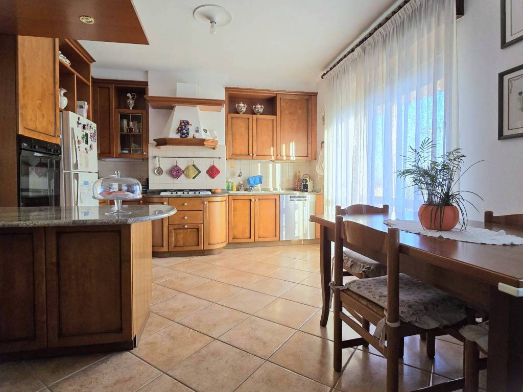 casa indipendente in vendita a Marostica