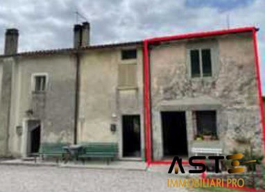 appartamento in vendita a Marostica in zona Vallonara