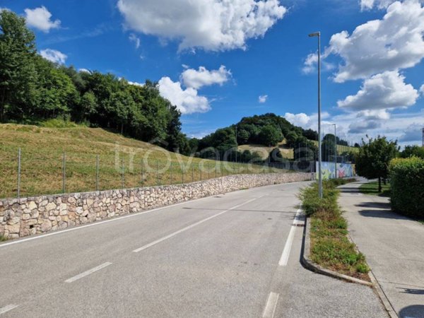 casa indipendente in vendita a Marostica in zona Marsan
