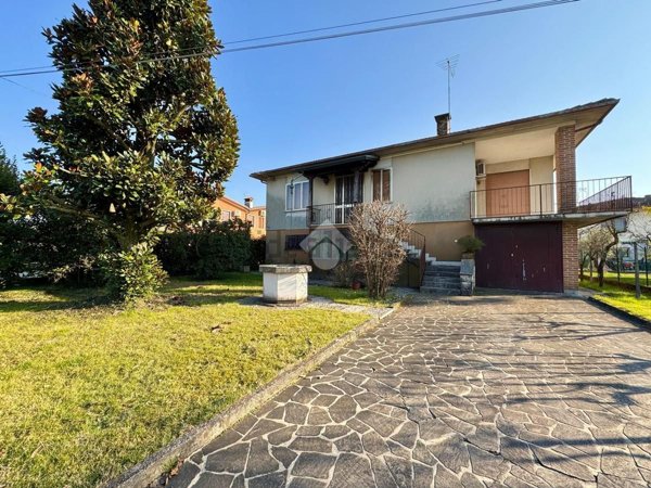 casa indipendente in vendita a Marostica