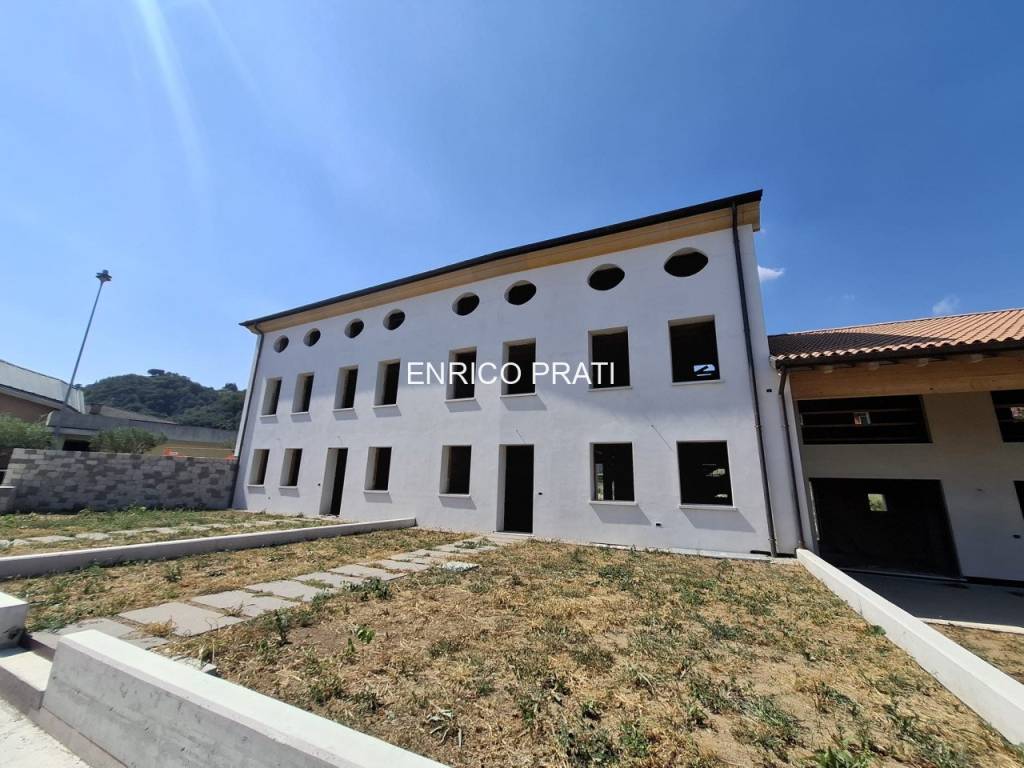 casa indipendente in vendita a Marostica in zona Marsan
