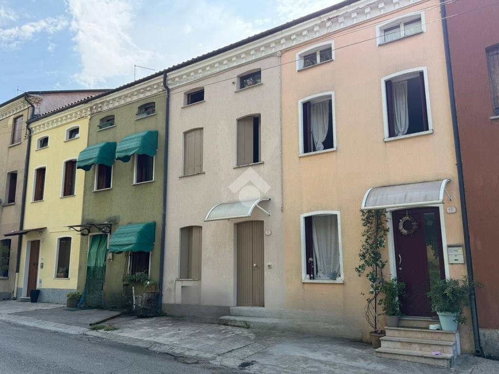 casa indipendente in vendita a Marostica