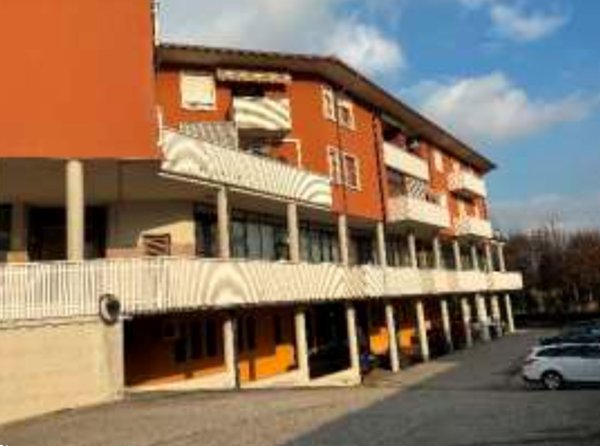 locale commerciale in vendita a Marostica