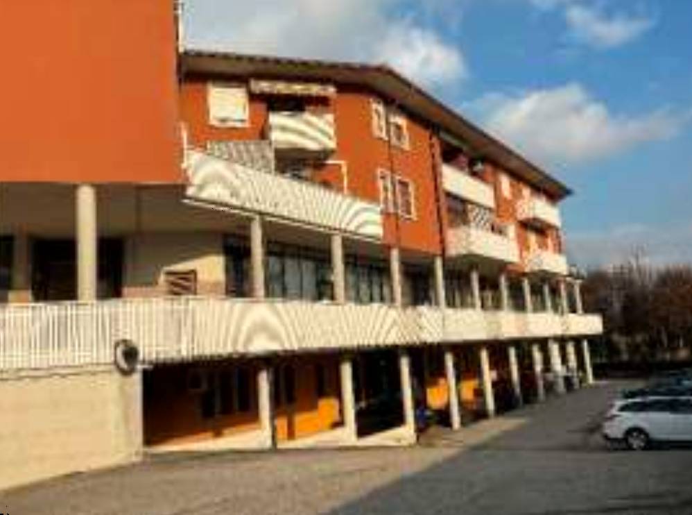 locale commerciale in vendita a Marostica