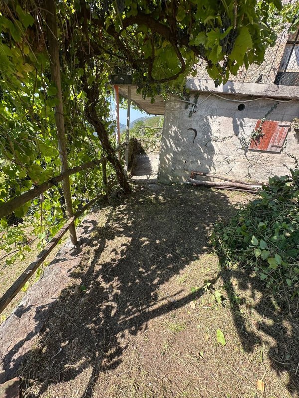 appartamento in vendita a Marostica in zona Crosara