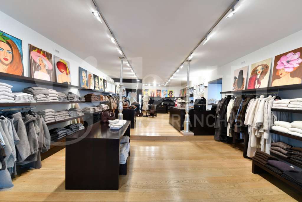 locale commerciale in vendita a Marostica