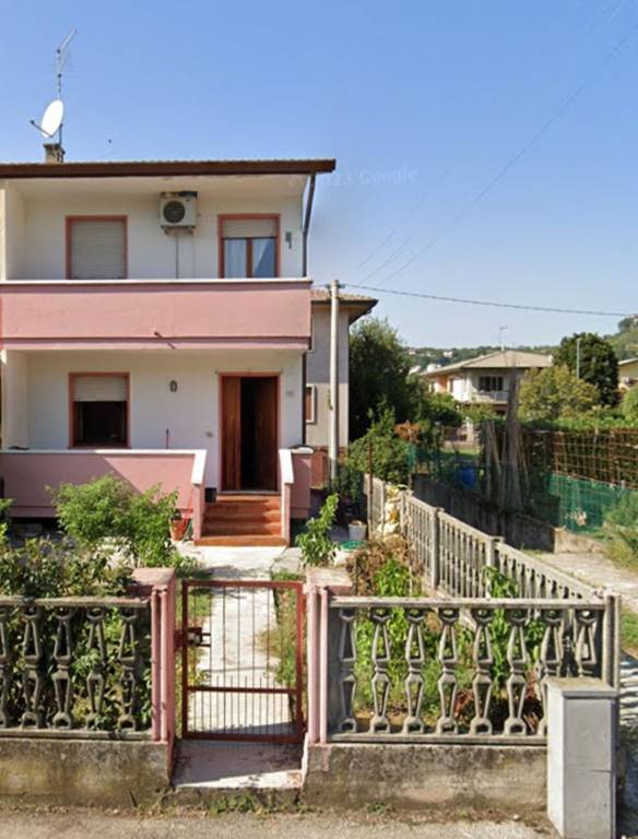 casa indipendente in vendita a Montebello Vicentino