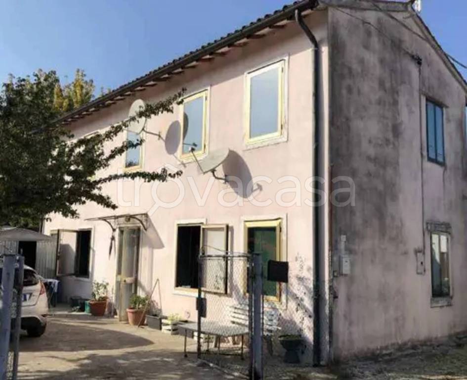 casa indipendente in vendita a Montebello Vicentino