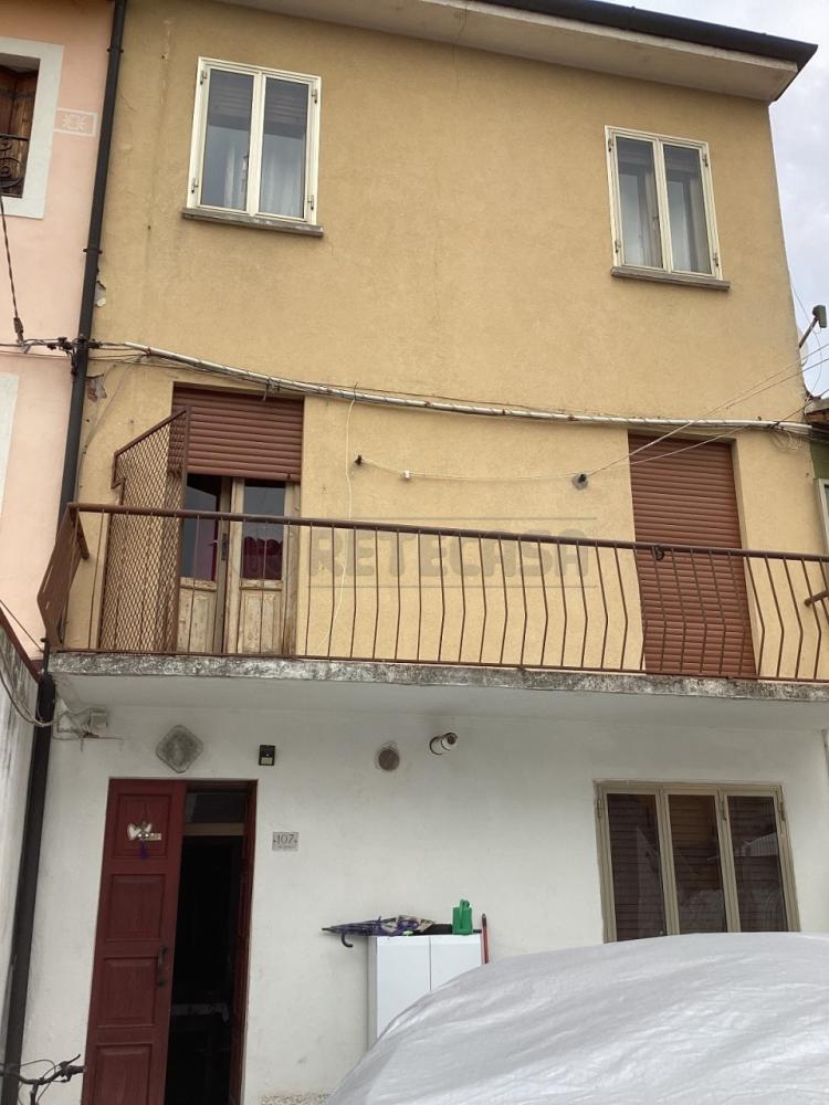 casa indipendente in vendita a Montebello Vicentino