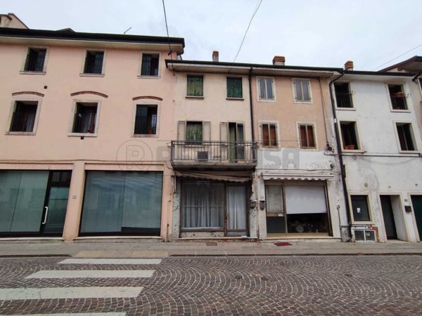appartamento in vendita a Montebello Vicentino