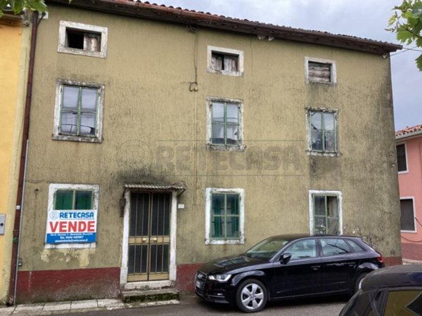 casa indipendente in vendita a Montebello Vicentino