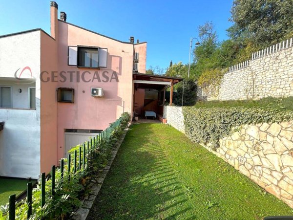 casa indipendente in vendita a Montebello Vicentino