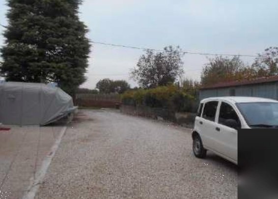 casa indipendente in vendita a Montebello Vicentino
