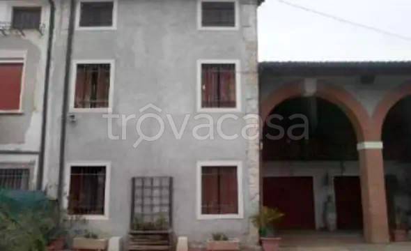 appartamento in vendita a Montebello Vicentino