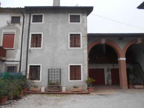 appartamento in vendita a Montebello Vicentino