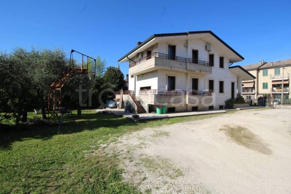 casa indipendente in vendita a Montebello Vicentino