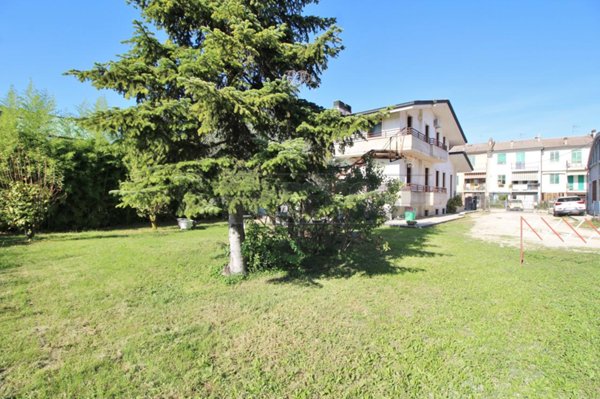 casa indipendente in vendita a Montebello Vicentino