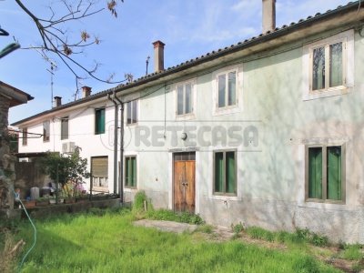 casa indipendente in vendita a Montebello Vicentino