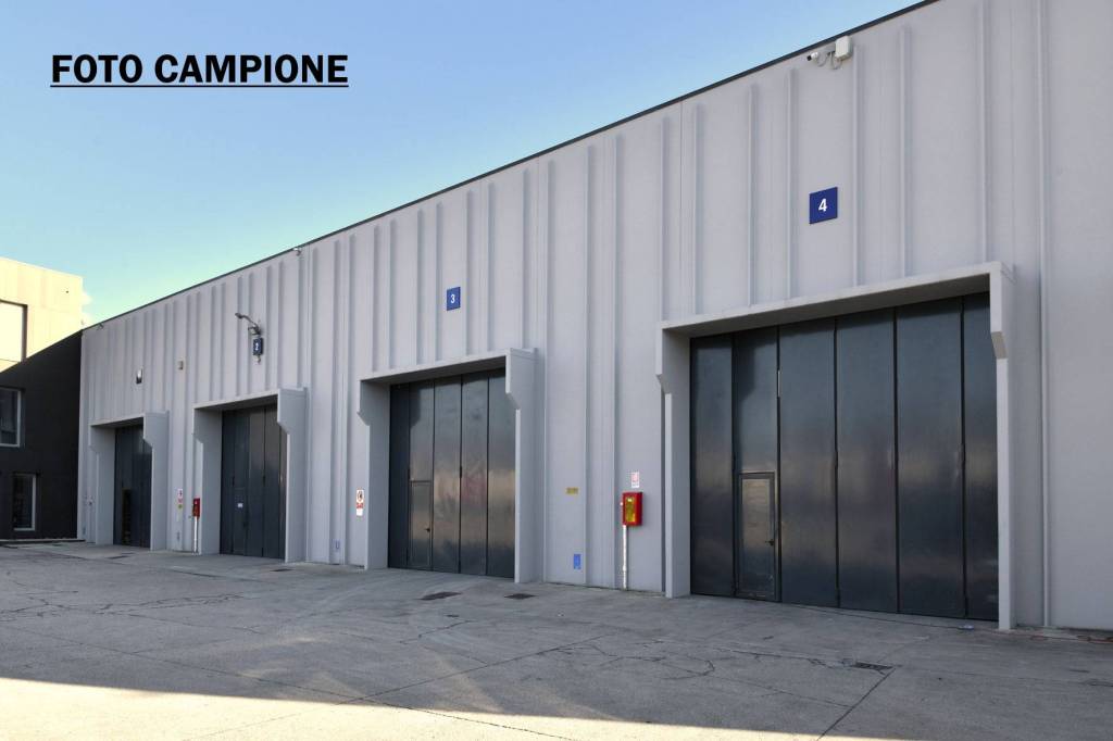 capannone in vendita a Montebello Vicentino