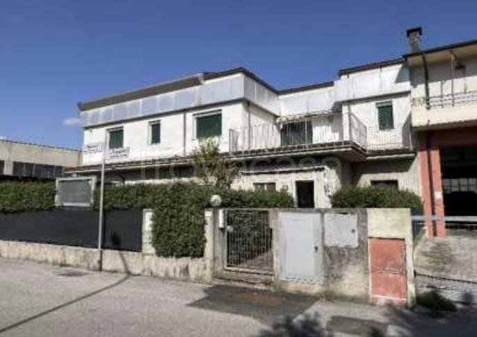 appartamento in vendita a Montebello Vicentino