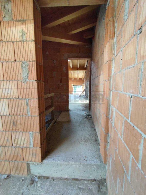 appartamento in vendita a Montebello Vicentino