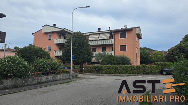 appartamento in vendita a Montebello Vicentino
