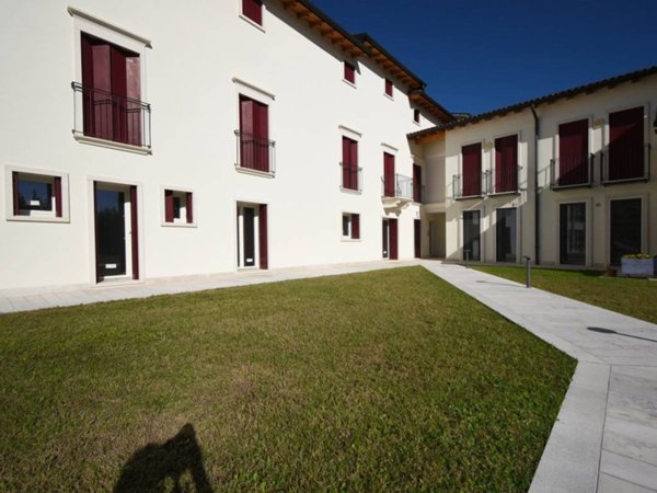 appartamento in vendita a Montecchio Maggiore in zona Alte Ceccato
