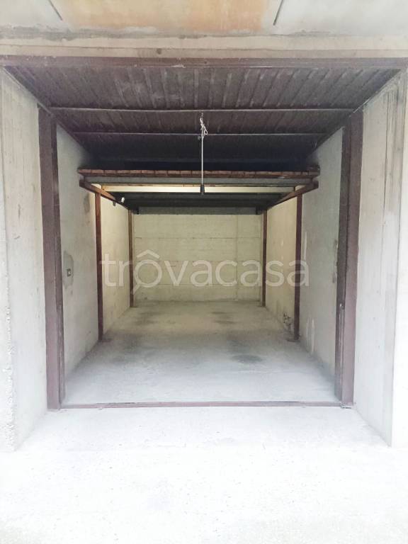locale di sgombero in vendita a Montecchio Maggiore