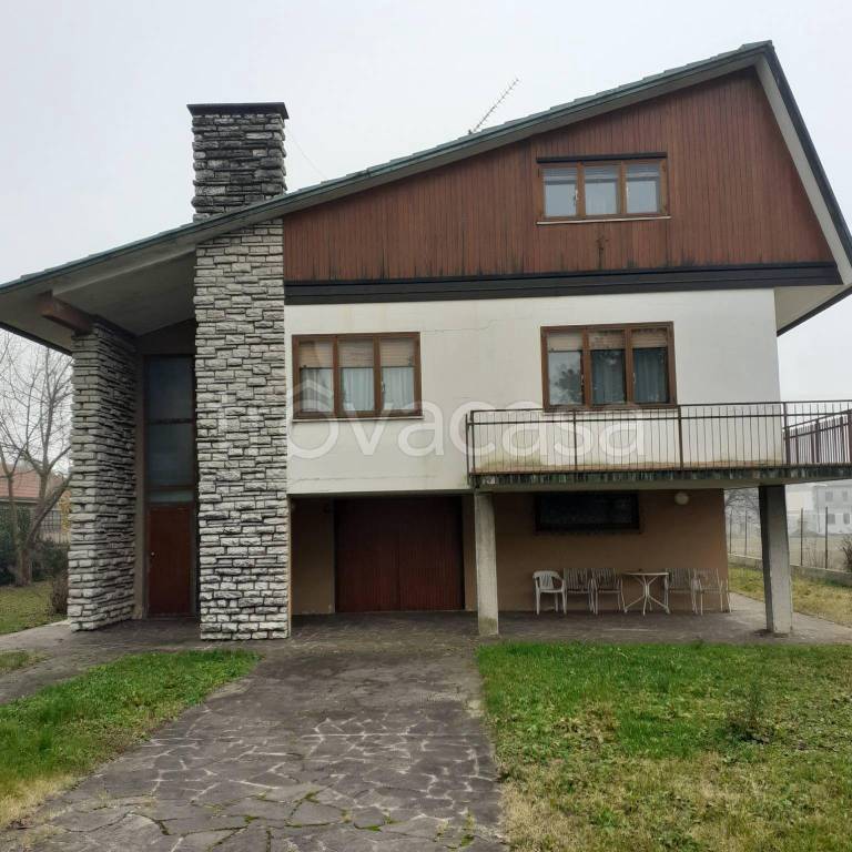 casa indipendente in vendita a Montecchio Maggiore