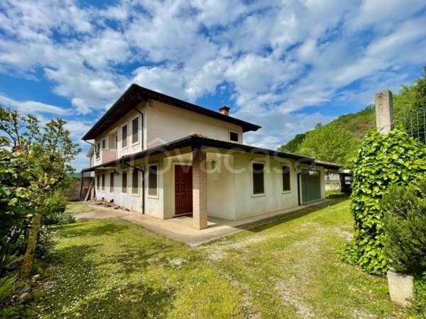 casa indipendente in vendita a Montecchio Maggiore
