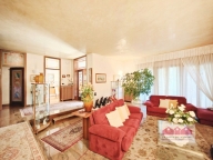 casa indipendente in vendita a Montecchio Maggiore