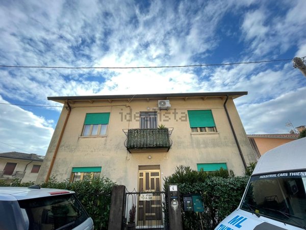 appartamento in vendita a Montecchio Maggiore