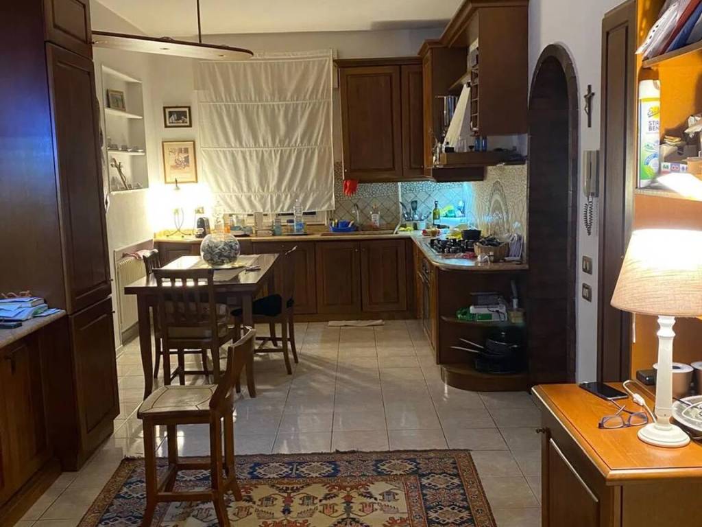appartamento in vendita a Montecchio Maggiore in zona Alte Ceccato