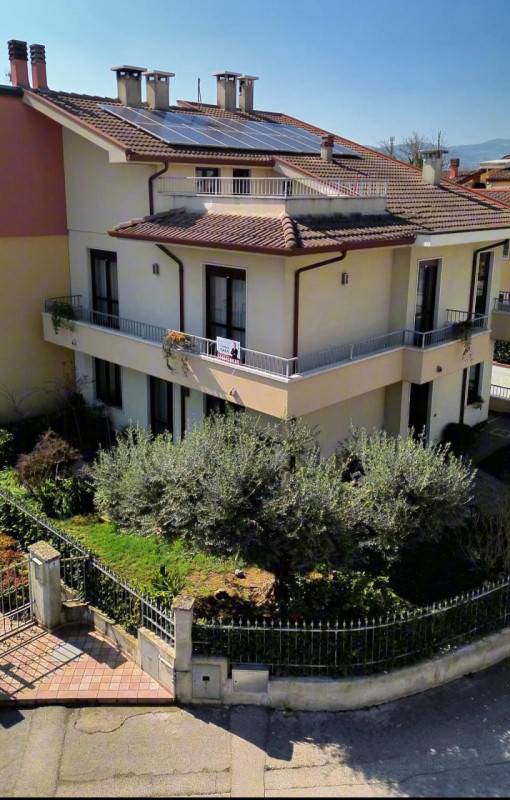 casa indipendente in vendita a Montecchio Maggiore