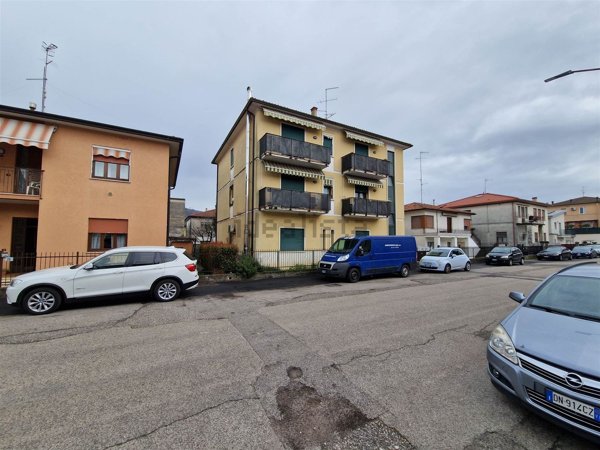 appartamento in vendita a Montecchio Maggiore in zona Alte Ceccato