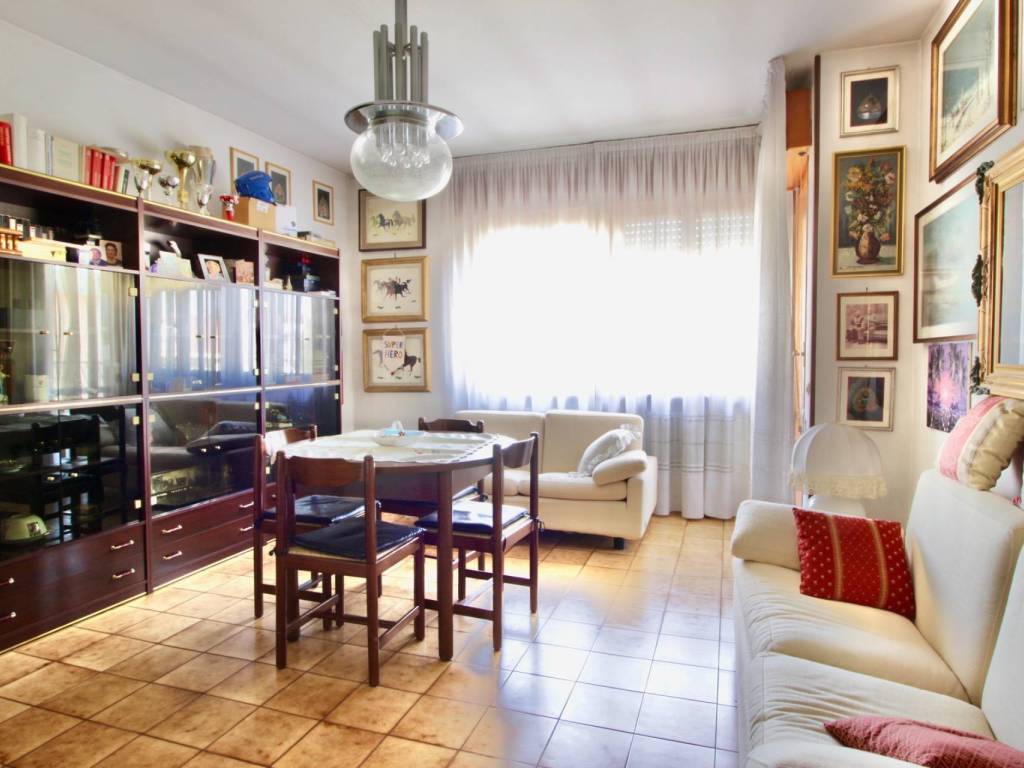 appartamento in vendita a Montecchio Maggiore in zona Alte Ceccato
