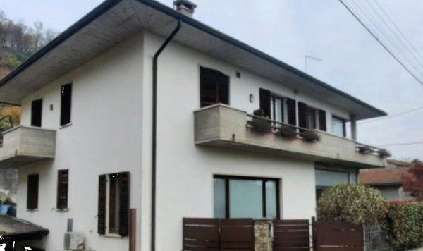 appartamento in vendita a Montecchio Maggiore in zona Sant'Urbano