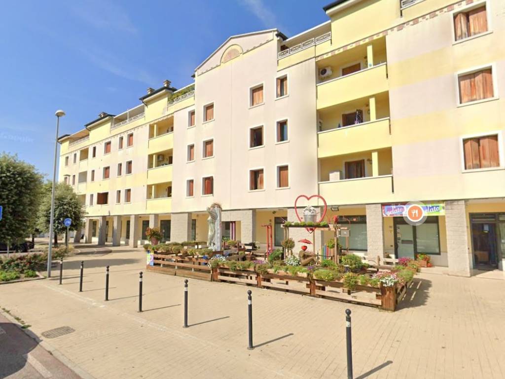 appartamento in vendita a Montecchio Maggiore in zona Alte Ceccato
