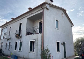 casa indipendente in vendita a Montecchio Maggiore