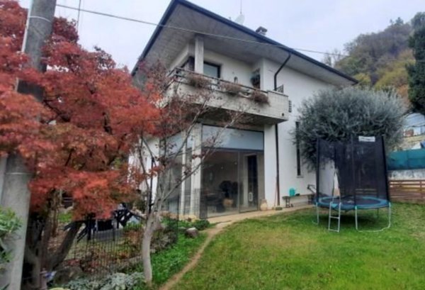 appartamento in vendita a Montecchio Maggiore in zona Sant'Urbano