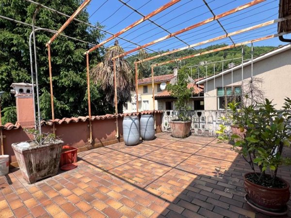 casa indipendente in vendita a Montecchio Maggiore in zona Alte Ceccato