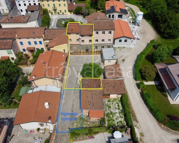 casa indipendente in vendita a Montecchio Maggiore