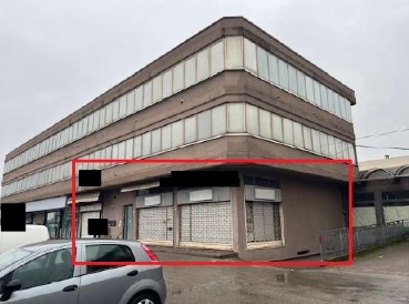 negozio in vendita a Montecchio Maggiore in zona Alte Ceccato