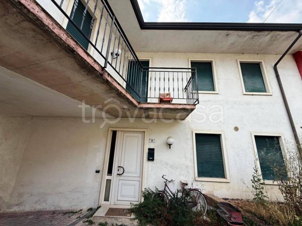 casa indipendente in vendita a Montecchio Maggiore