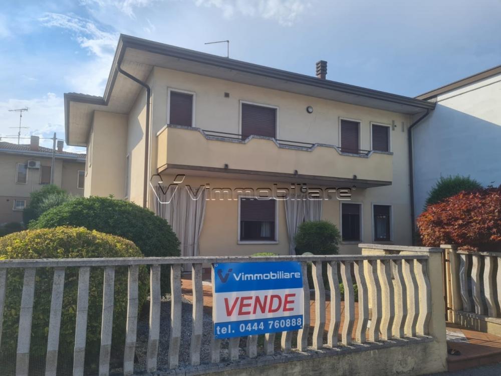 casa indipendente in vendita a Montecchio Maggiore