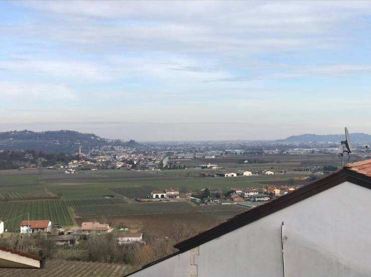 casa indipendente in vendita a Montecchio Maggiore