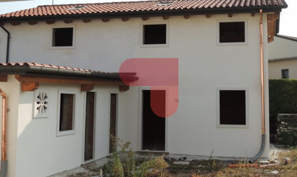 casa indipendente in vendita a Montecchio Maggiore