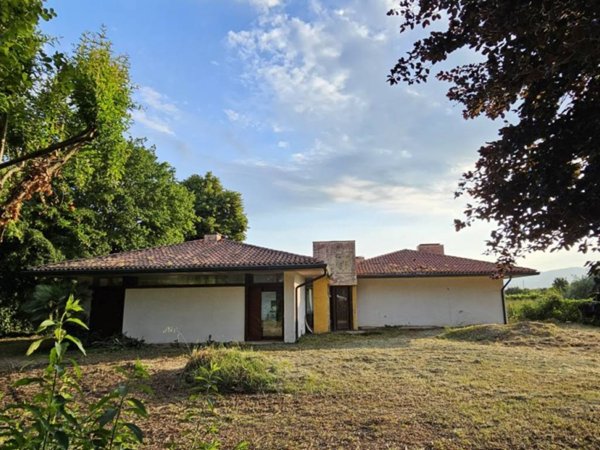 casa indipendente in vendita a Montecchio Maggiore in zona Alte Ceccato