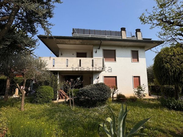 casa indipendente in vendita a Montecchio Maggiore