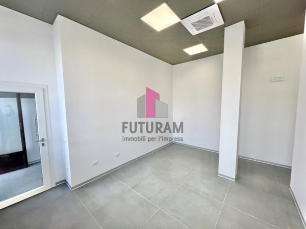 ufficio in vendita a Montecchio Maggiore in zona Alte Ceccato